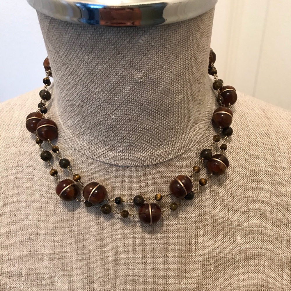 WHBM gold tone short necklace with tortoiseshell